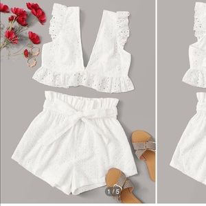 White top and bottom set.